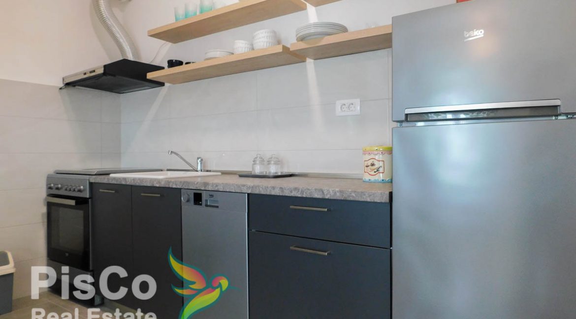 Izdaje se lijep, namješten stan u ulici 4. jula - Zgrada Razvršja 50m2