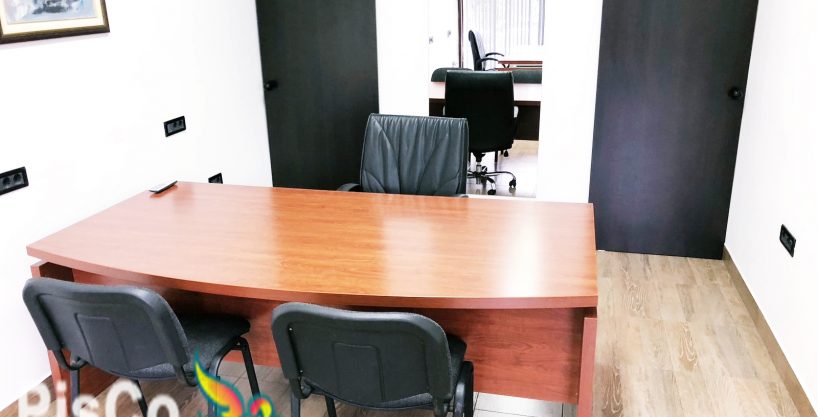 KANCELARIJA - izdaje se poslovni prostor Preko Morače 25m2