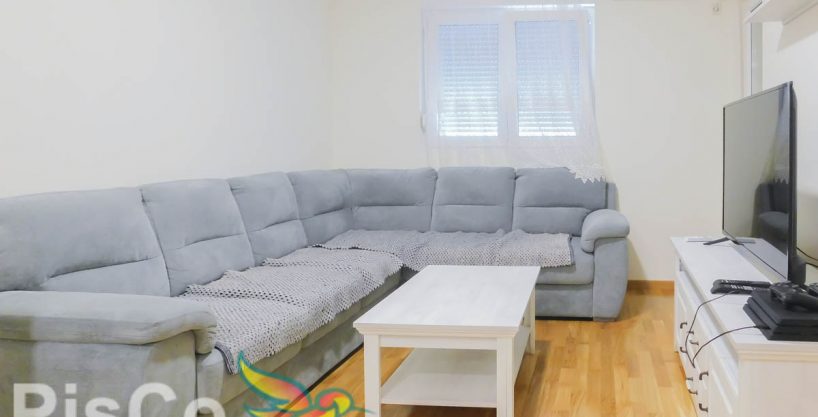 Izdaje se poslovni prostor na odličnoj lokaciji u BLOKU VI | Podgorica