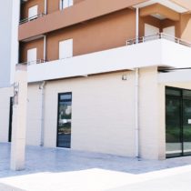 IDEALNO ZA KAFIĆ/RESTORAN Poslovni prostor u Central Point 107m2