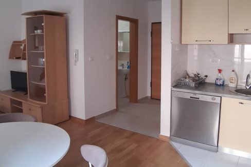 Garsonjera u slovaskoj ulici-2