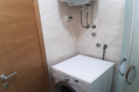 Garsonjera u slovaskoj ulici-7