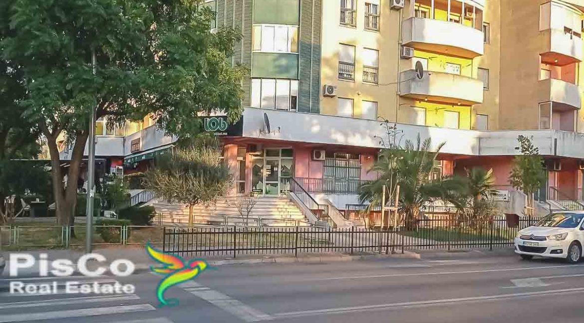 Poslovni prostor kod Krivog mosta (1 of 2)