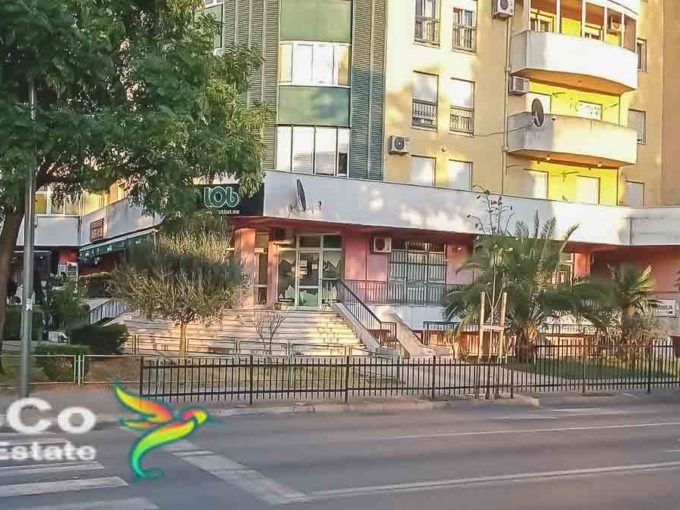 Poslovni prostor kod Krivog mosta 1 of 2