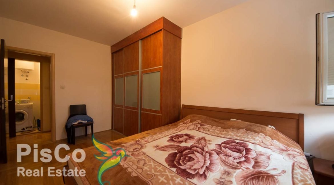NA PRODAJU Namješten dvosoban stan u ul. 4. Jula 70m2