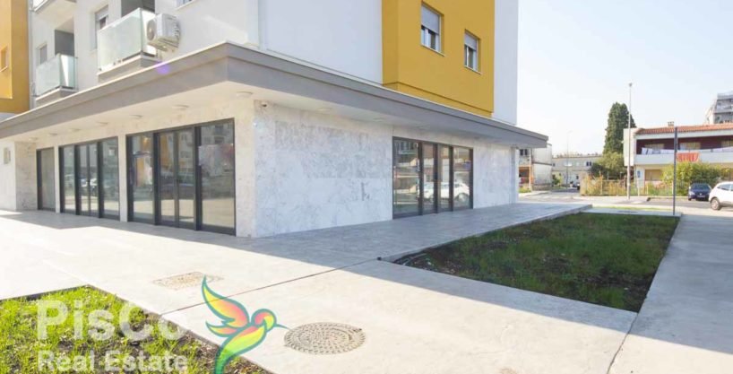 IDEALNO ZA KAFIĆ/RESTORAN Poslovni prostor u zgradi Razvršja 83m2 za izdavanje 6 IDEALNO ZA KAFIĆ/RESTORAN Poslovni prostor u zgradi Razvršja 83m2 za izdavanje