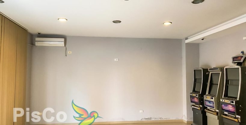 Izdaje se poslovni prostor 145m2 u City kvart-u | Podgorica