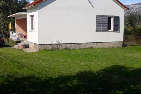 kuca danilovgrad-12