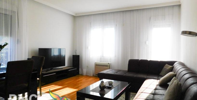 Izdaje se Lux namješten Dvosoban stan kod Krivog mosta 90m2