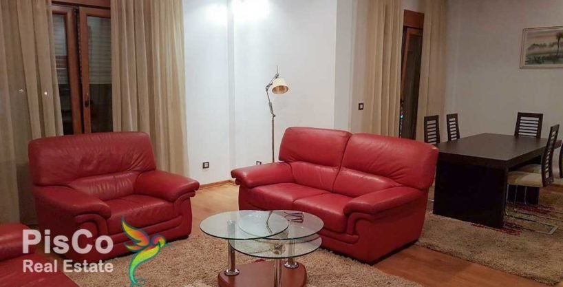 Izdaje se dvosoban stan Preko Morače 86m2