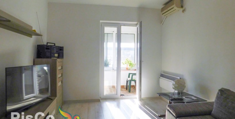 Izdaje se garsonjera kod Palade 39m2