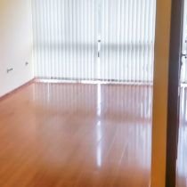 Izdaje se poslovni prostor 42m2 u Centru