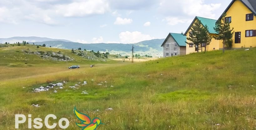 Prodaju se placevi na Žabljaku