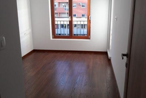 Dvosoban prazan master kvart-584