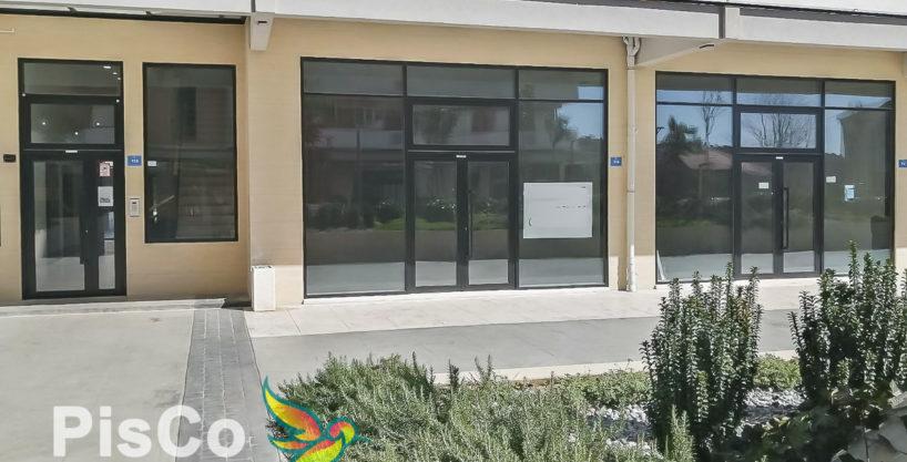 Izdaje se poslovni protor 54m2 sa garažnim mjestom u Central Pointu