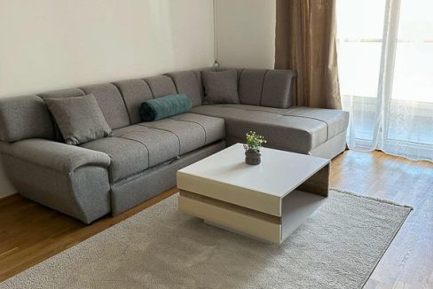Garsonjera Ljubovic nove slike (1 of 7)