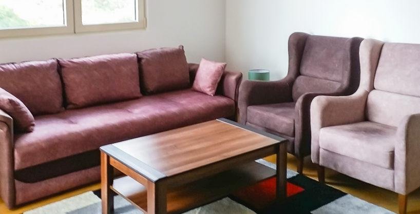 Prodaje se jednosoban stan 47m2 u Bečićima