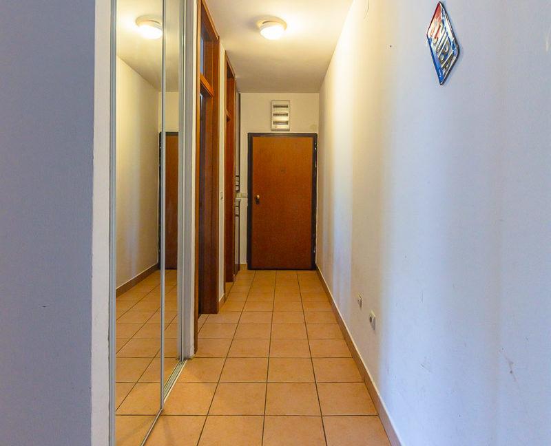 Izvanredan trosoban stan na prodaju - Nekretnine Podgorica (14 of 16)