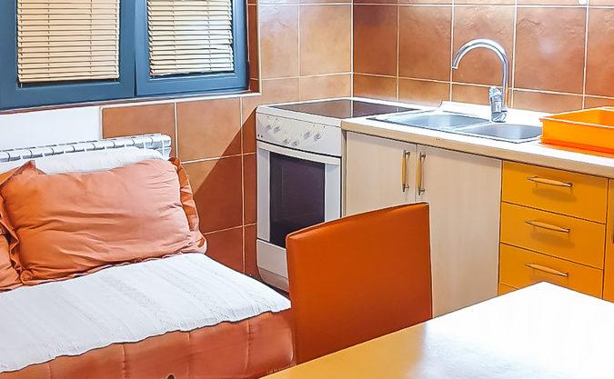 Izdaje se jednosoban stan 35m2 iza Delte