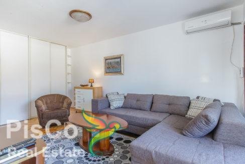 Moderan jednosoban stan za izdavanje Stari Aerodrom 8 1