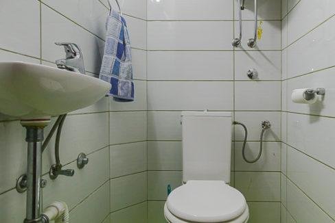 Topla prizemna kuća sa vrtom - Izdavnje nekretnina Podgorca (10 of 31)