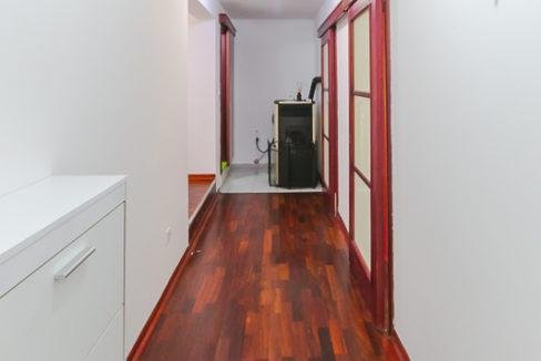 Topla prizemna kuća sa vrtom - Izdavnje nekretnina Podgorca (12 of 31)