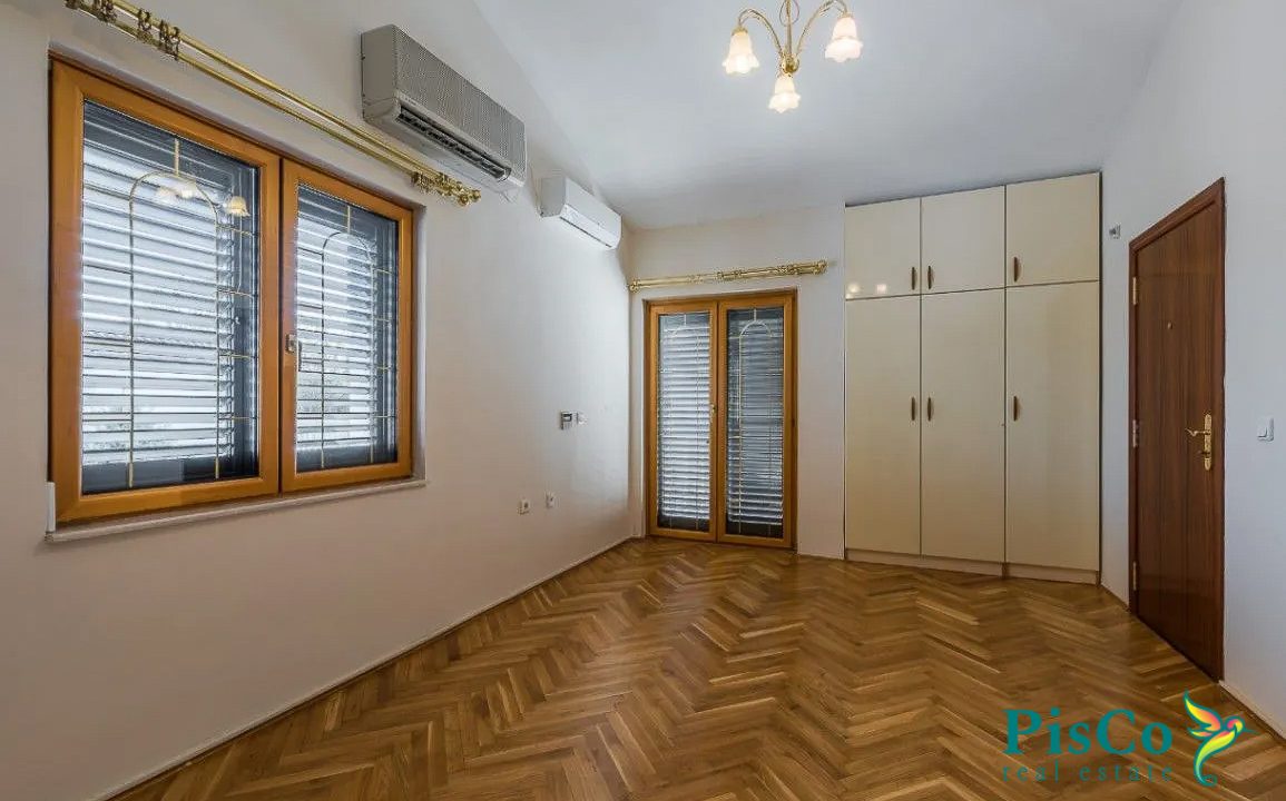 Kuca Zabjelo (1 of 12)