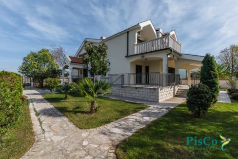 Kuca Zabjelo (9 of 12)