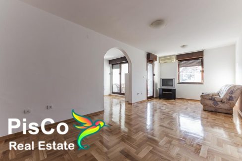 Na prodaju nenamješten dvosoban stan 82m2 u lameli ispod Zabjelskog tornja