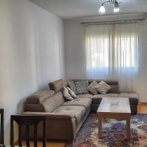 Izdaje se jednosoban stan 46m2 u City kvartu