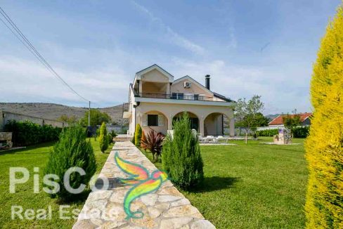 Nekretnina u kojoj možete istinski uživati - Izdavanje Kuća Podgorica (22 of 26)