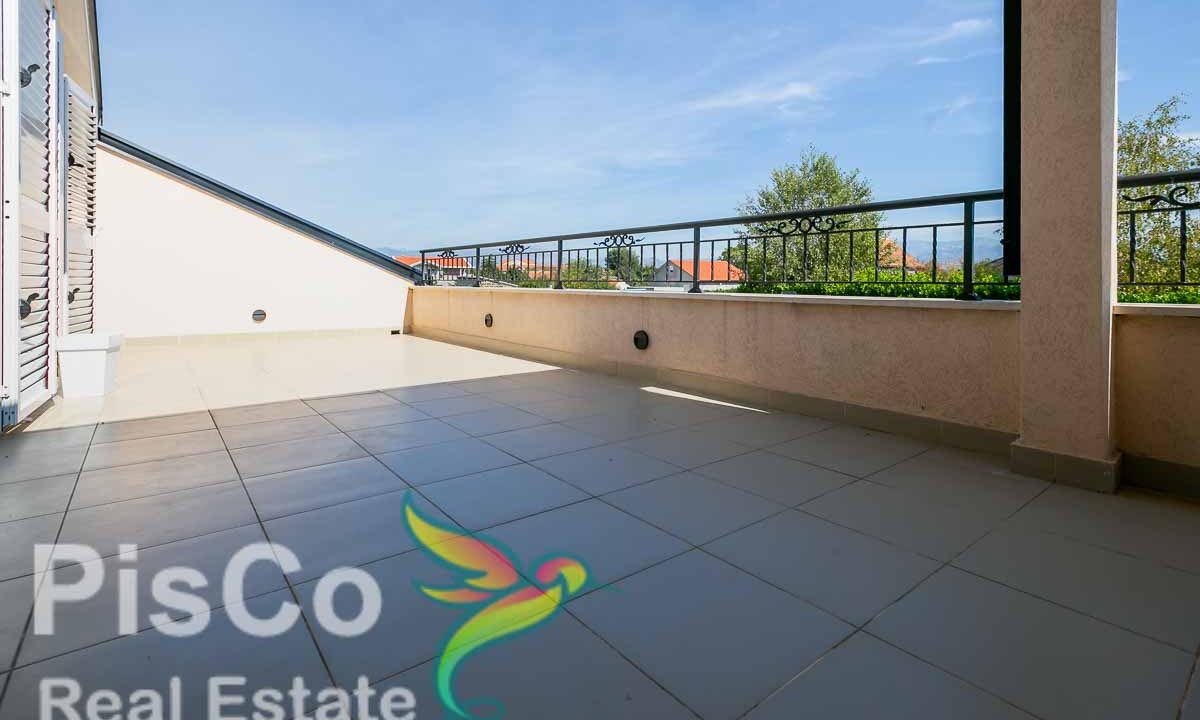 Nekretnina u kojoj možete istinski uživati - Izdavanje Kuća Podgorica (9 of 26)