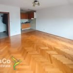 Prazan trosoban stan u Bloku 9 - 80m2