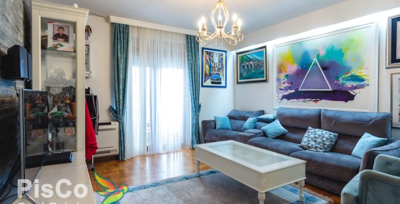 Izdaje se lijep namješten trosoban stan kod Tološke šume