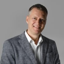 Zoran Avramovic 1 of 1 2