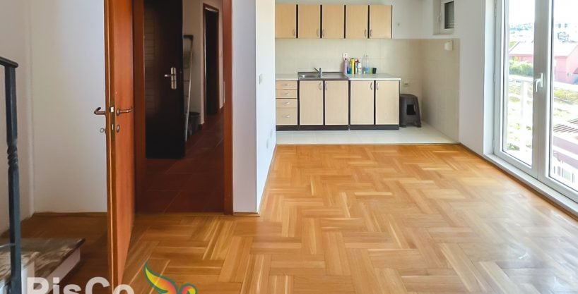 Prazan četvorosoban Dupleks stan u Zagoriču 106m2