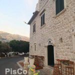 Prodaje se lijepa velika kuća u Boki Kotorskoj | Kotor