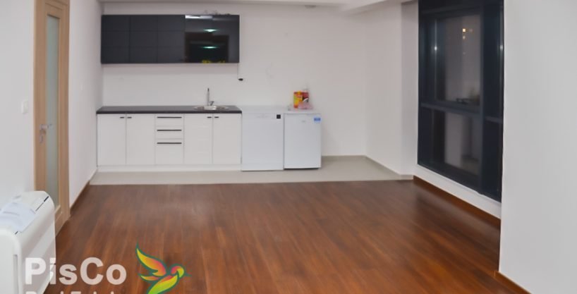 Izdaje se trosoban stan za kancelariju u Master kvartu 93m2