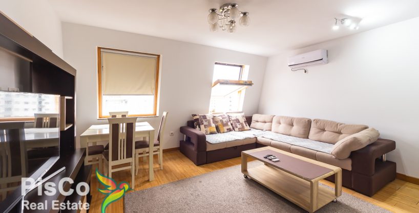 Komforan svijetao stan na Pobrežju