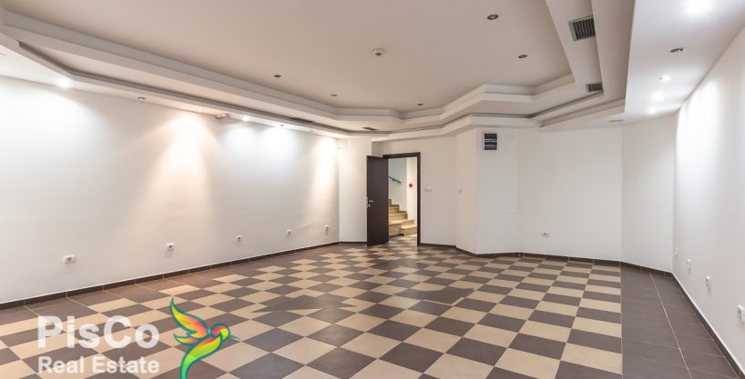 Office space 200m2 Preko Morača for rent 8 Poslovni Glorija 11 of 14