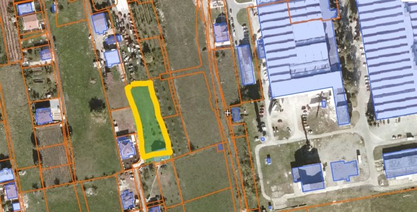 Gradjevinski plac na prodaju Podgorica - UT uslovi P+2