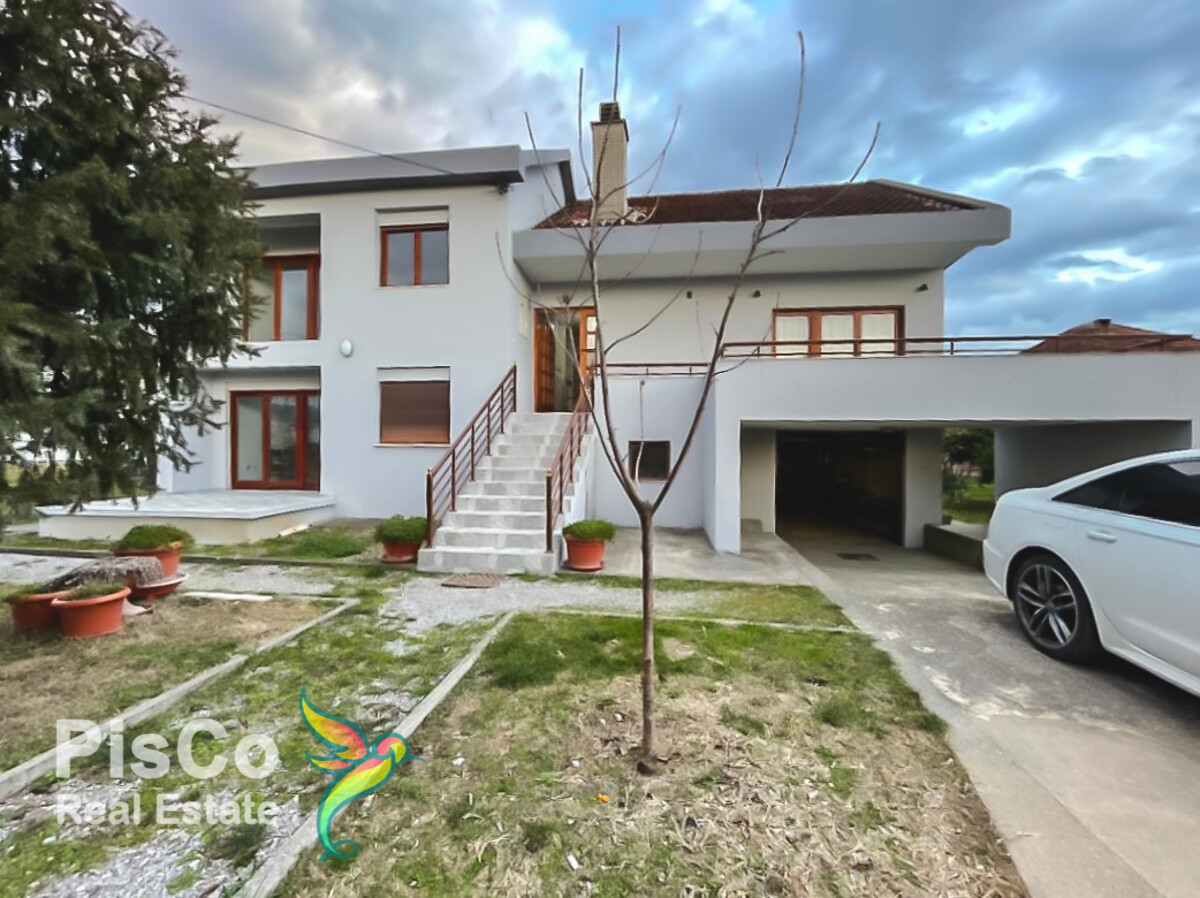 House for rent in Masline 210m2