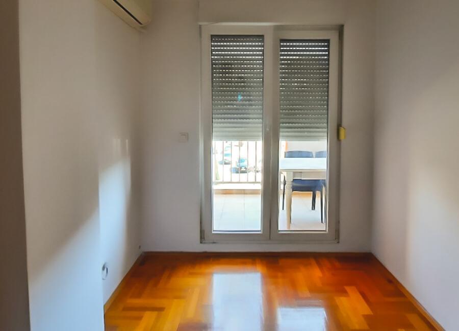 Prazan dvosoban City kvart-6