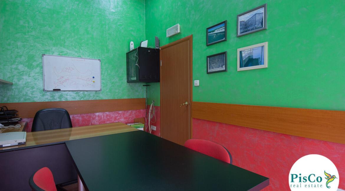 28 M2 ST. AERODROM KOD VOLIJA (3 of 7)