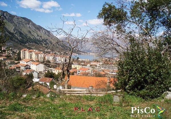 Na prodaju plac sa svim UT uslovima u Kotoru- Škaljari