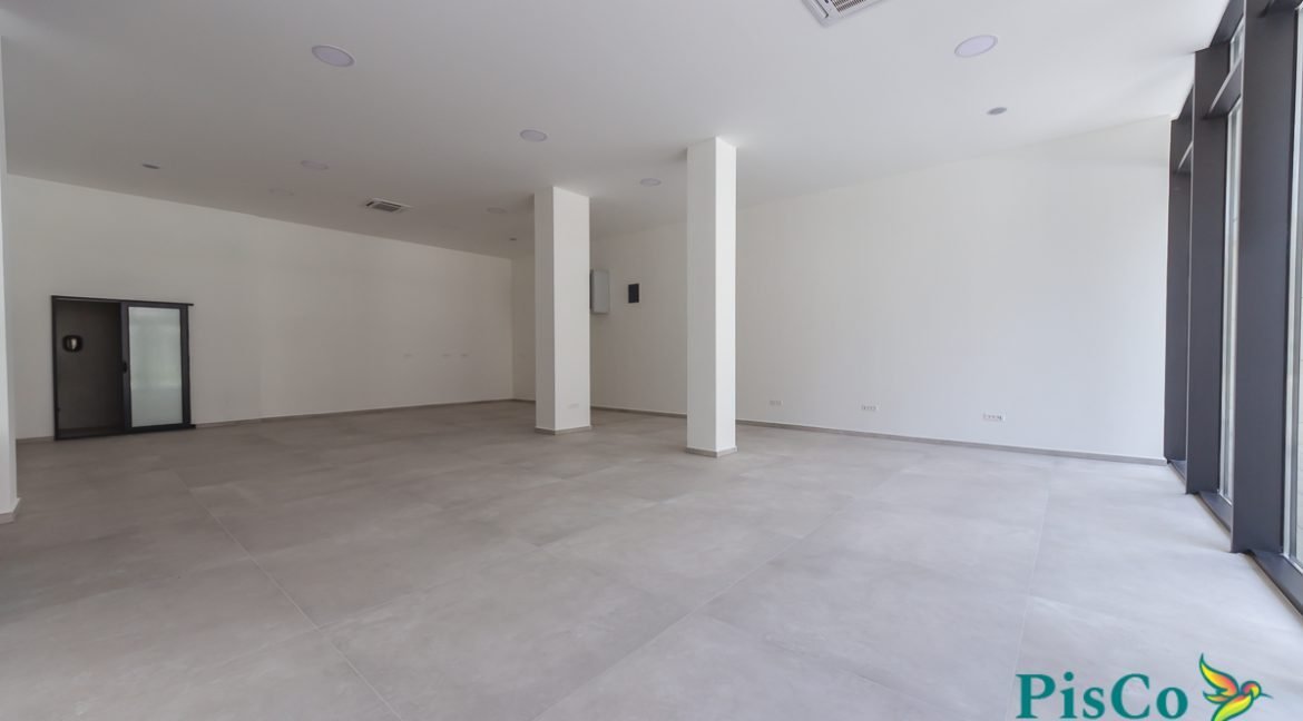 102m2 (1 of 9)