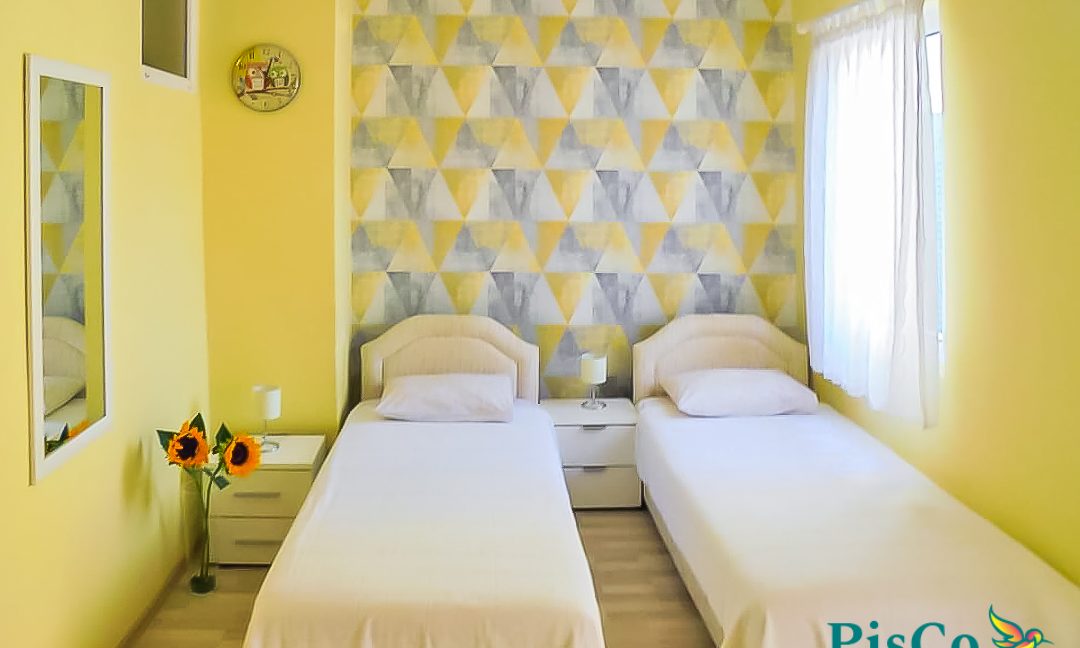 Dvosoban TV avgust-54-9