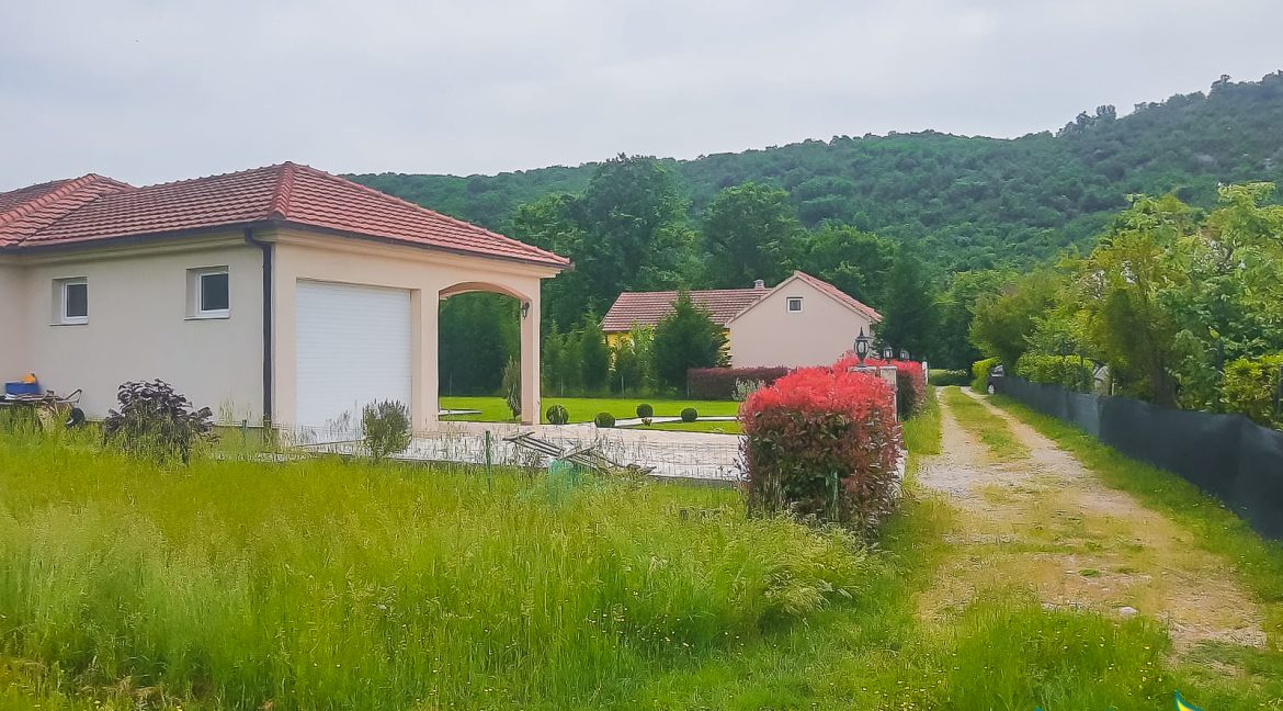 Kuca Pricelje-815