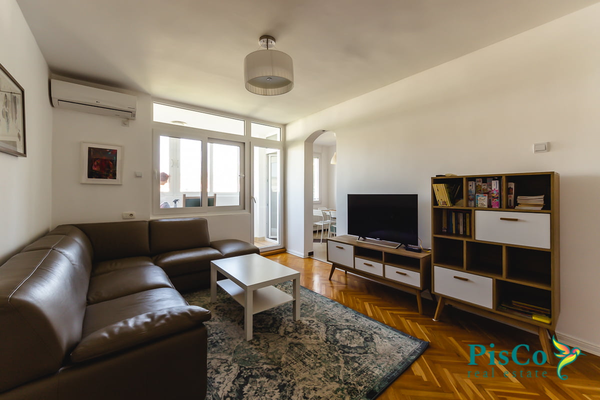 Nice two-room apartment in Block 6 for rent 75m2