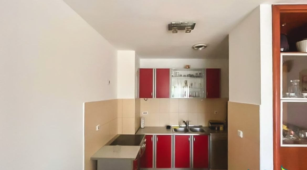 Jednosoban Lovcen invest (6 of 8)